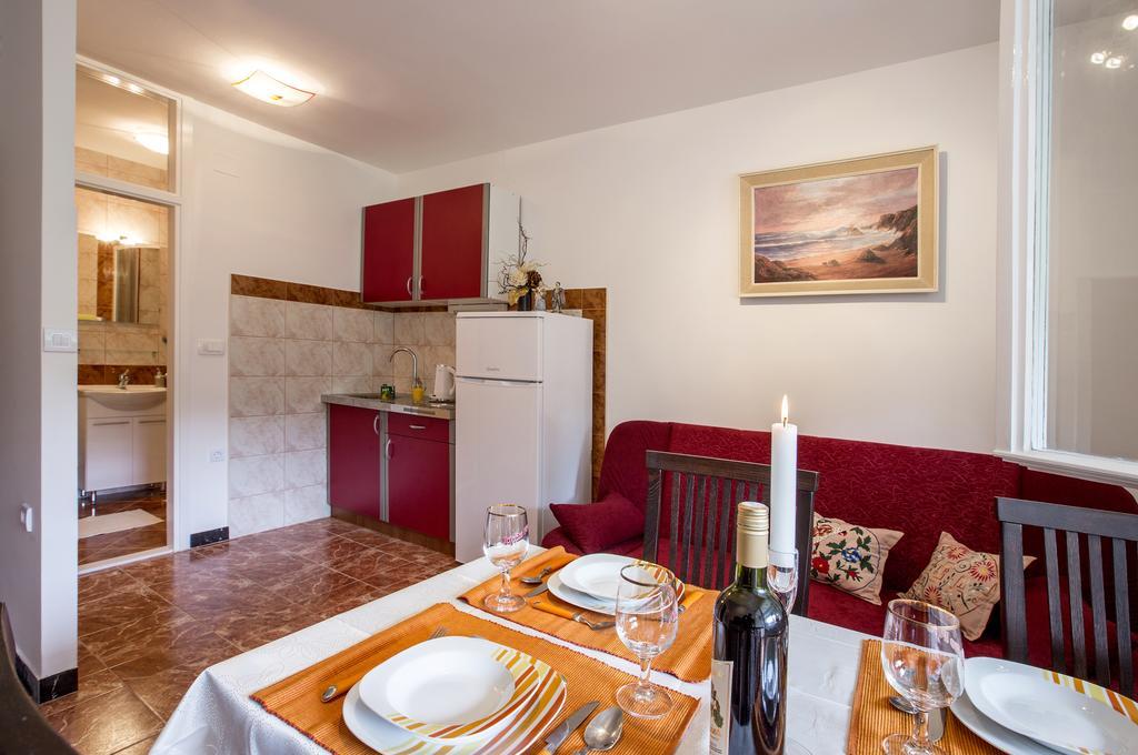 Dante Apartment Split Luaran gambar