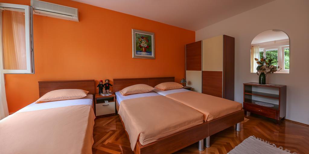Dante Apartment Split Bilik gambar